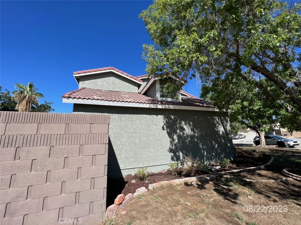 main property photo 5