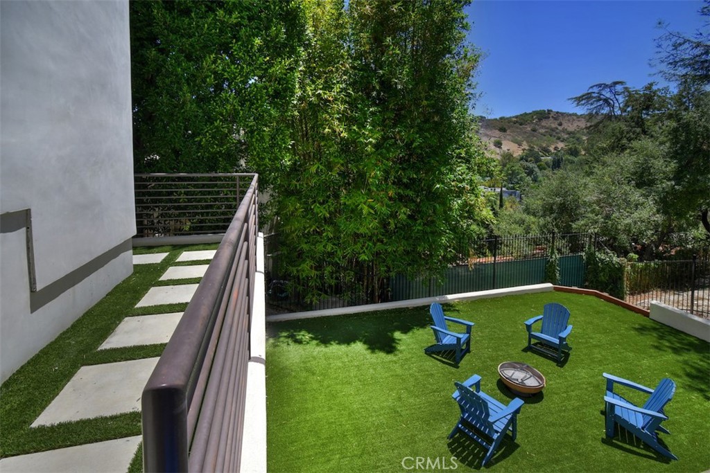 main property photo 60