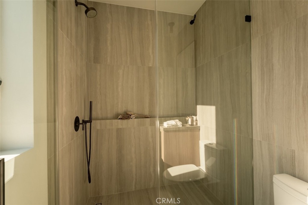 main property photo 66