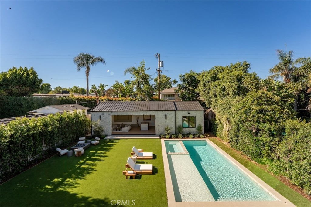 main property photo 68