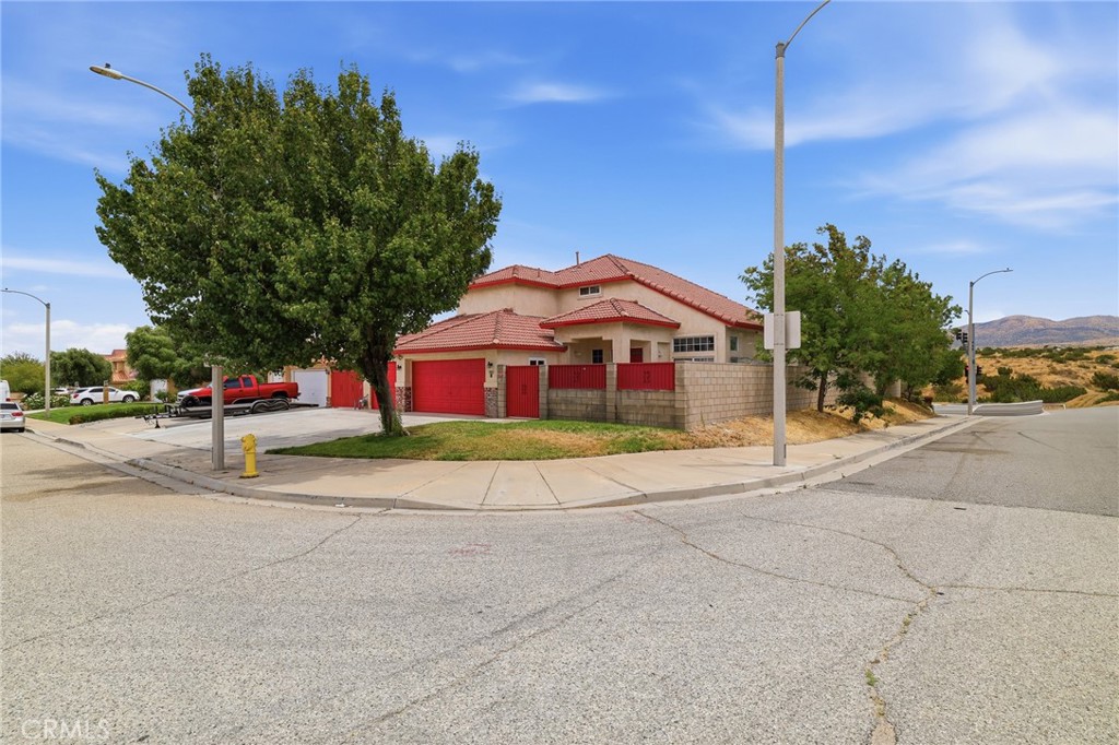 main property photo 43