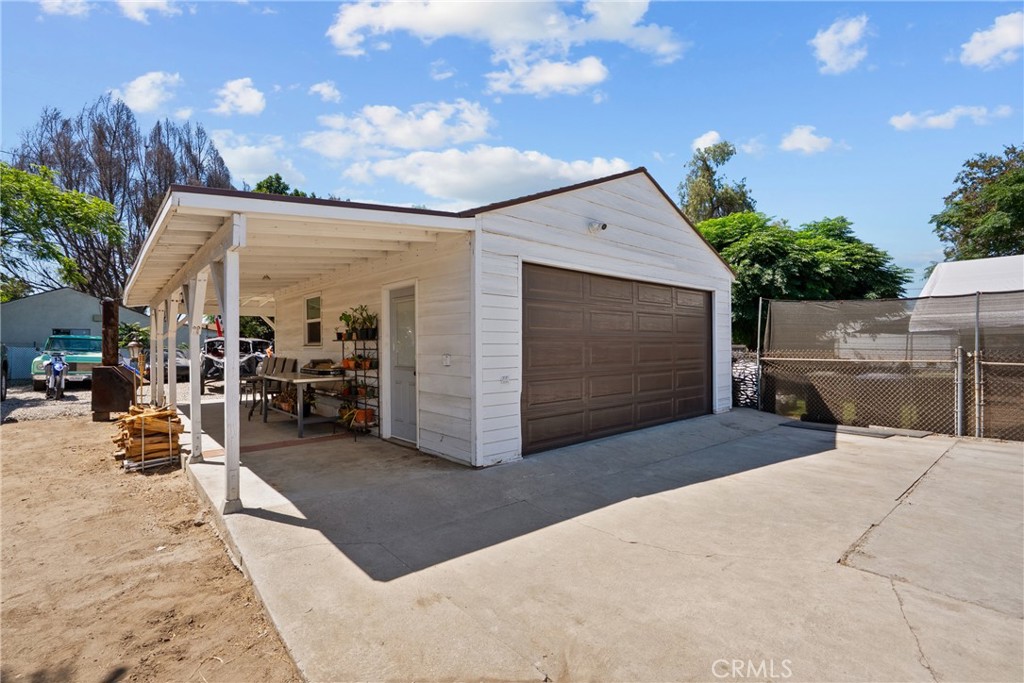 main property photo 24