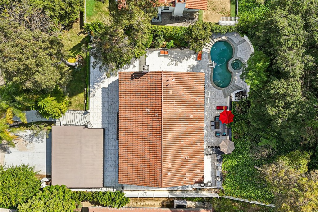 main property photo 65