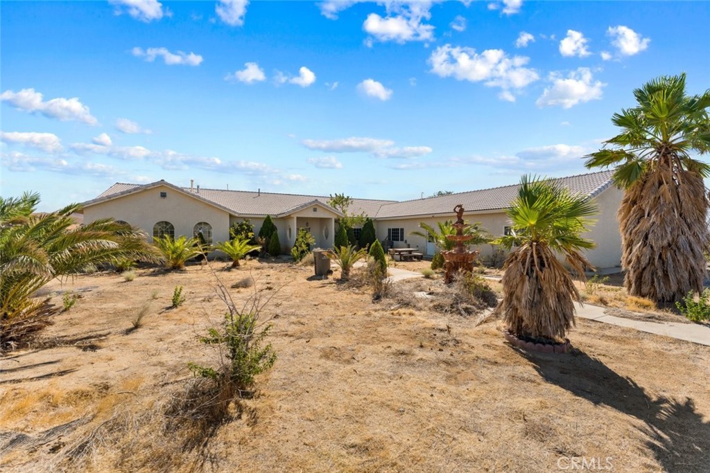 main property photo 6