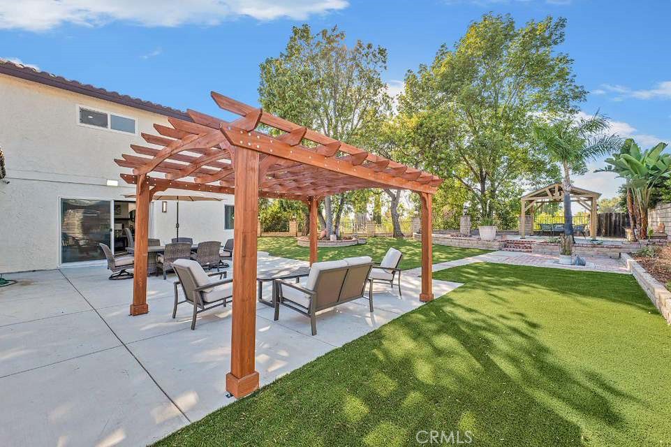 main property photo 50