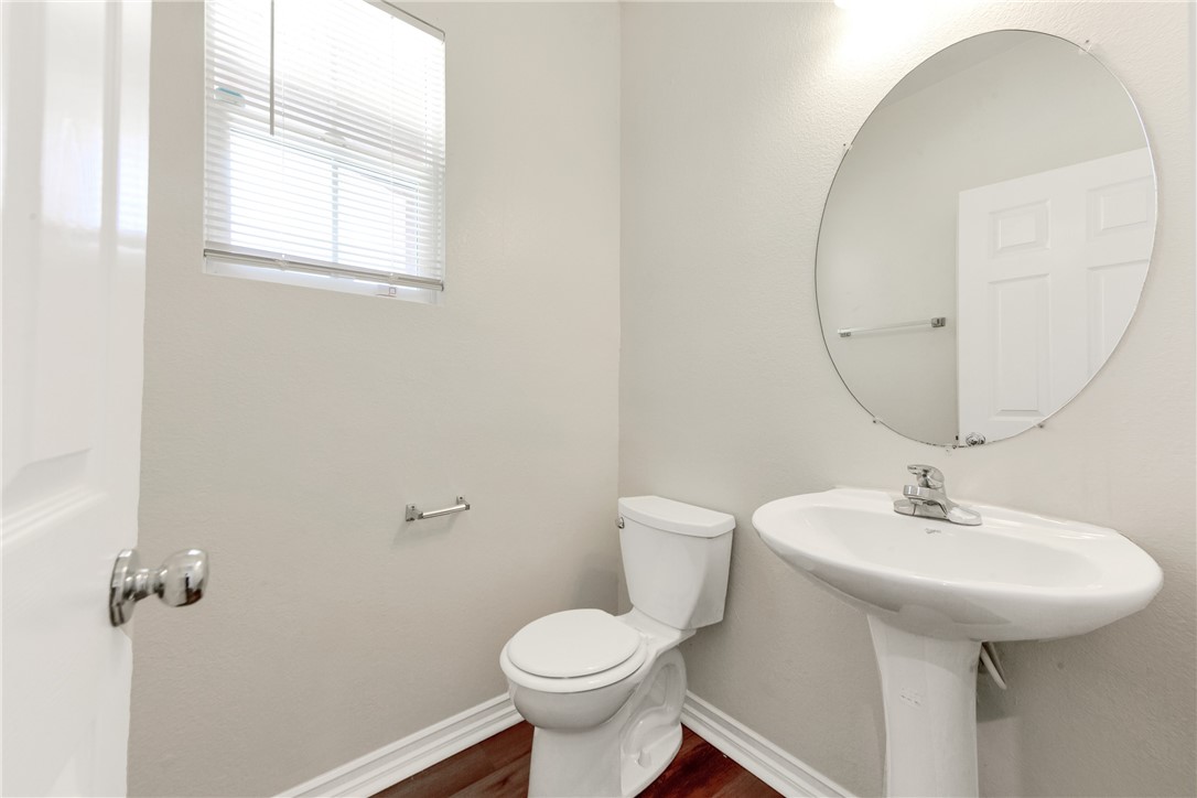 main property photo 24