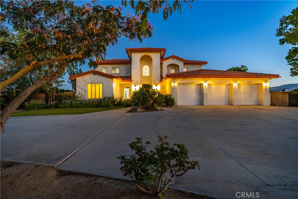 main property photo 3