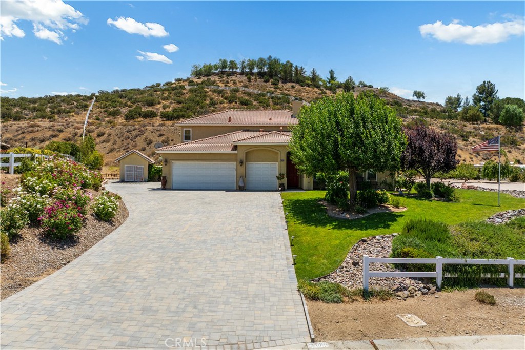 main property photo 6