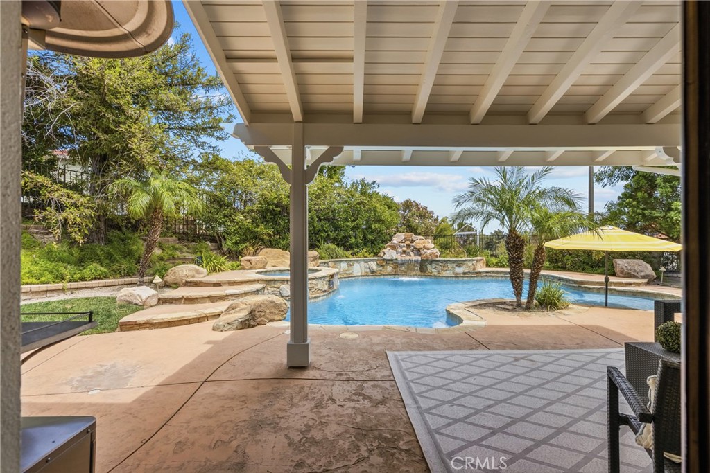 main property photo 45