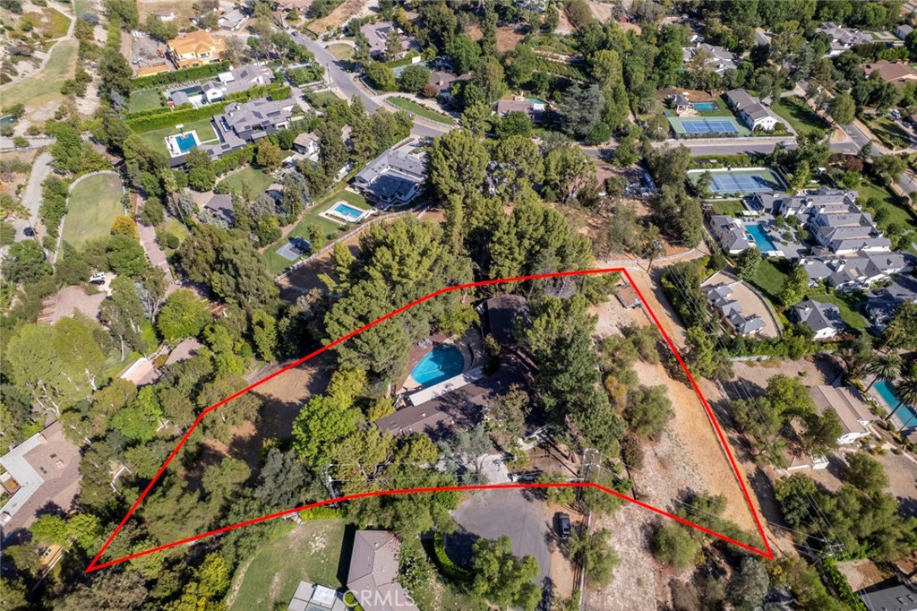 main property photo 14