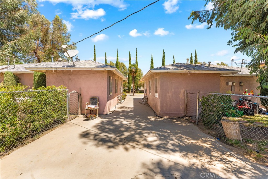 main property photo 42