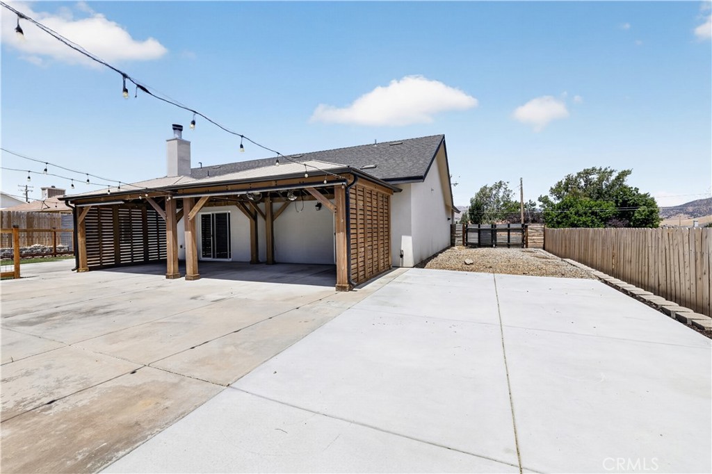 main property photo 24