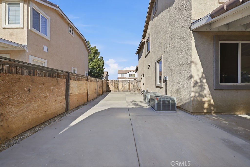 main property photo 42