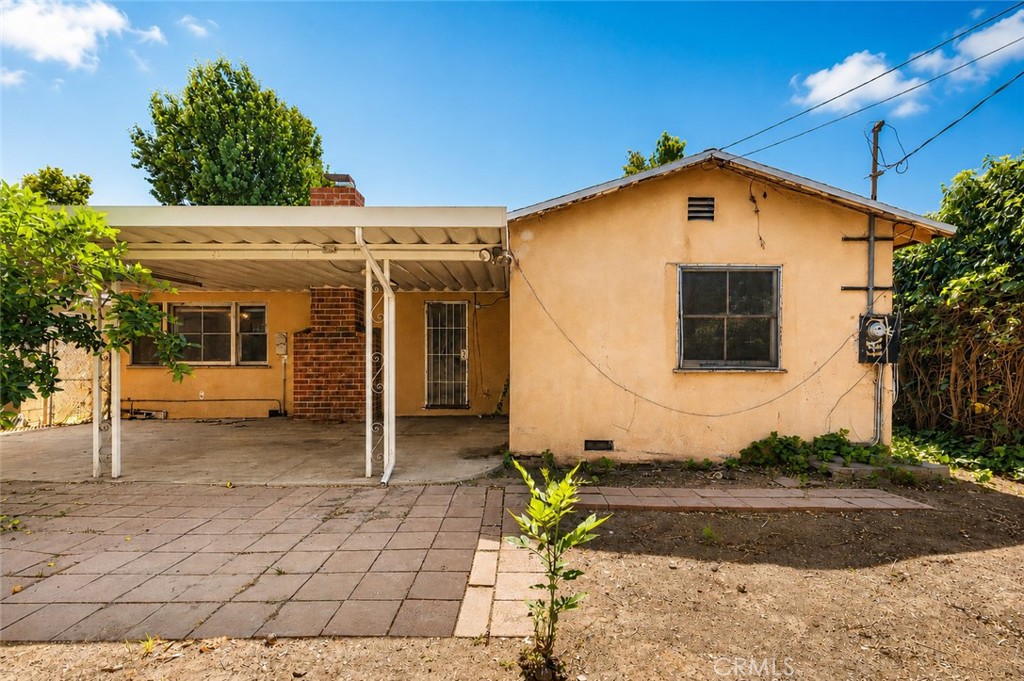 main property photo 12