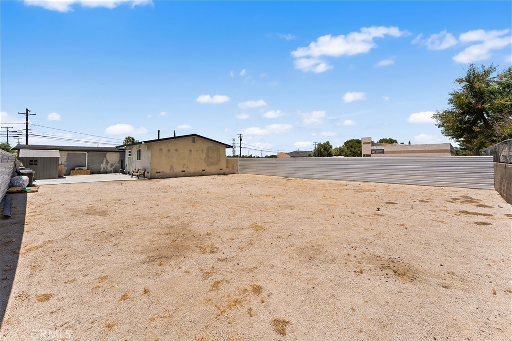 main property photo 34