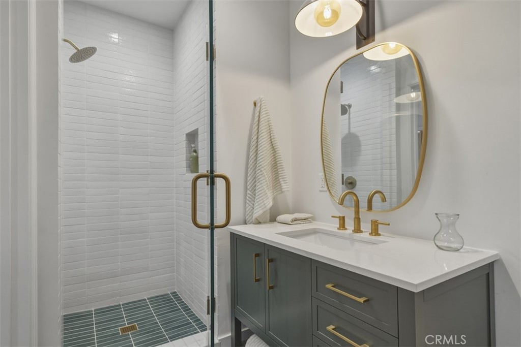 main property photo 66