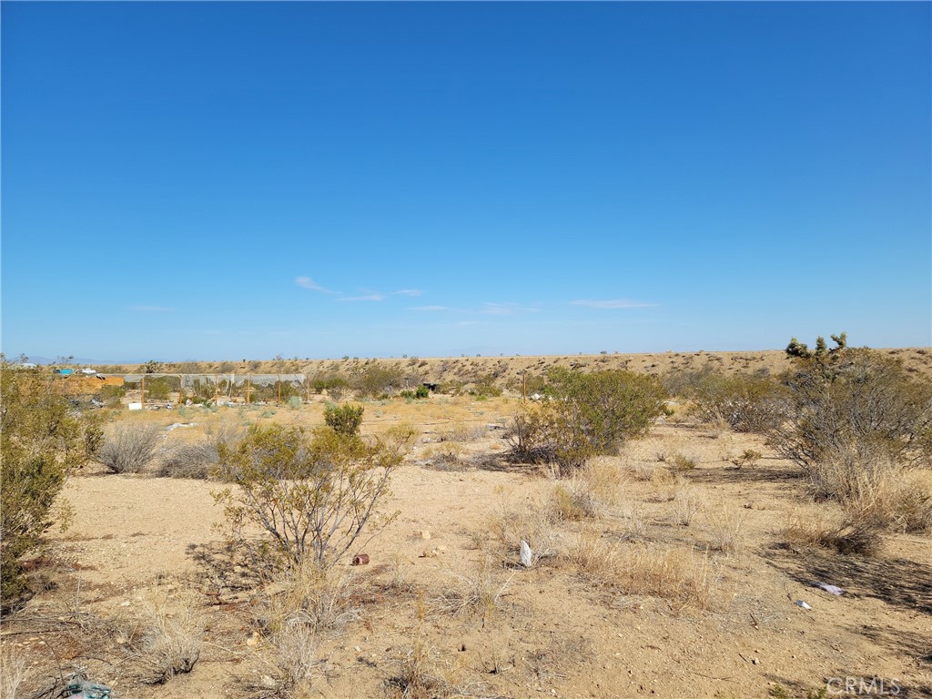main property photo 9