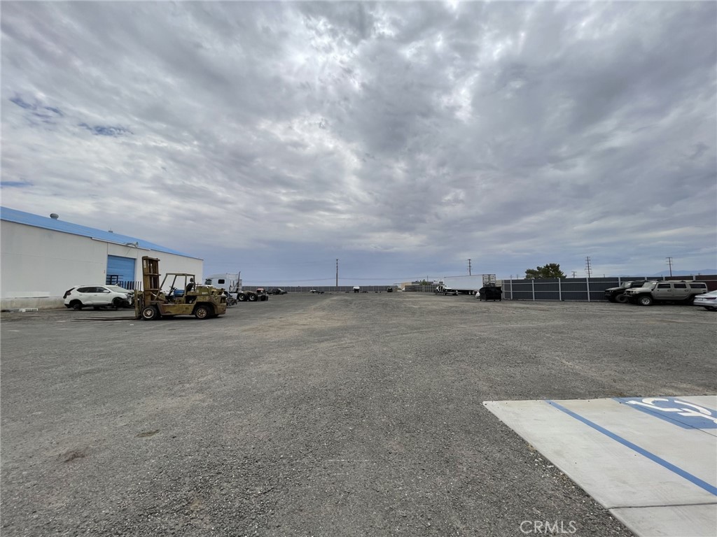 main property photo 10