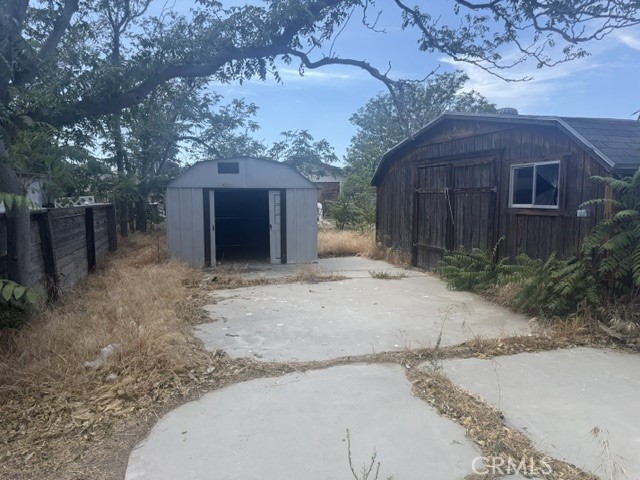 main property photo 17