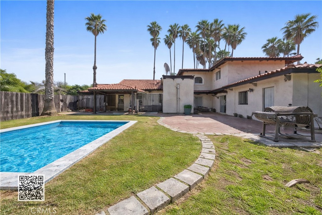 main property photo 41