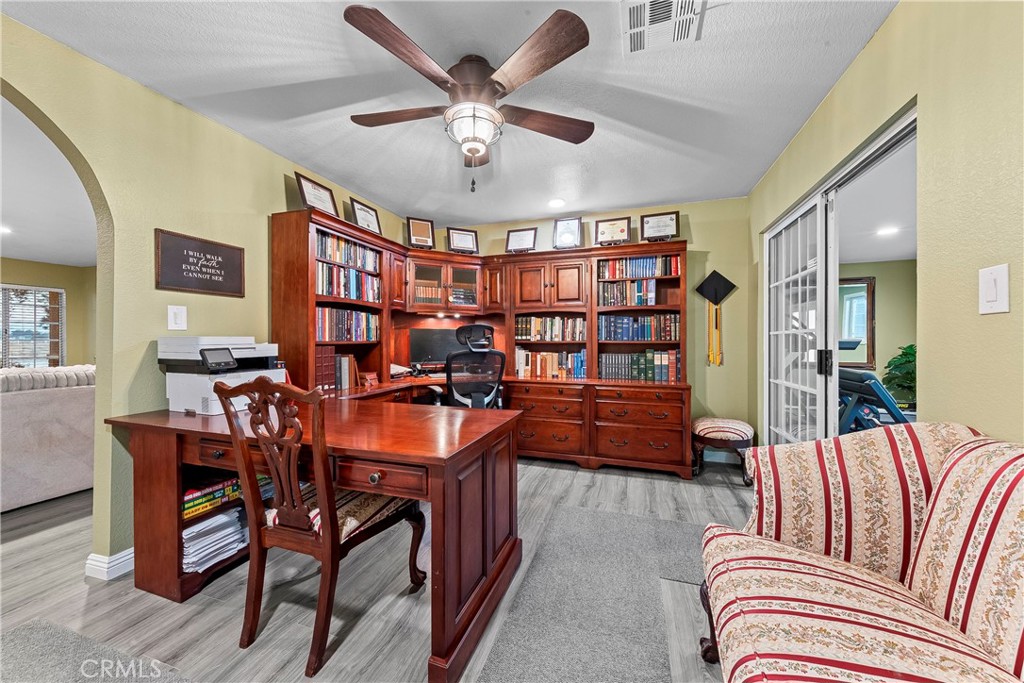 main property photo 26