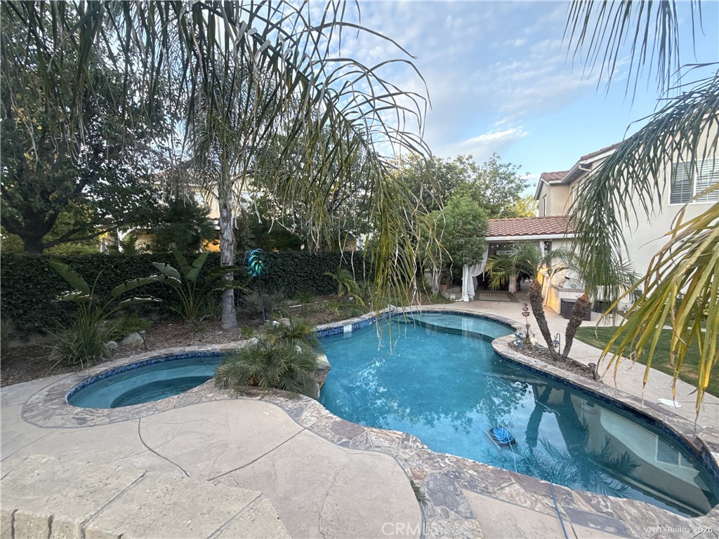 main property photo 22