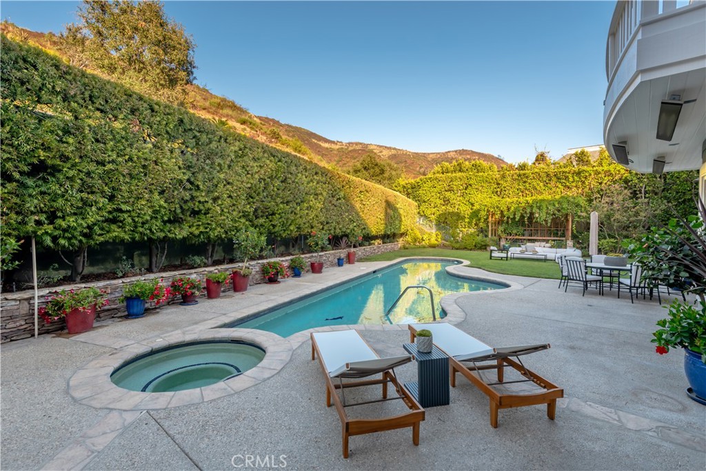 main property photo 42