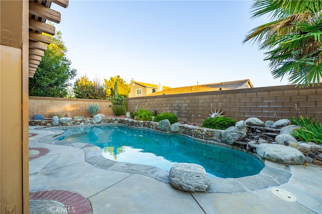 main property photo 44