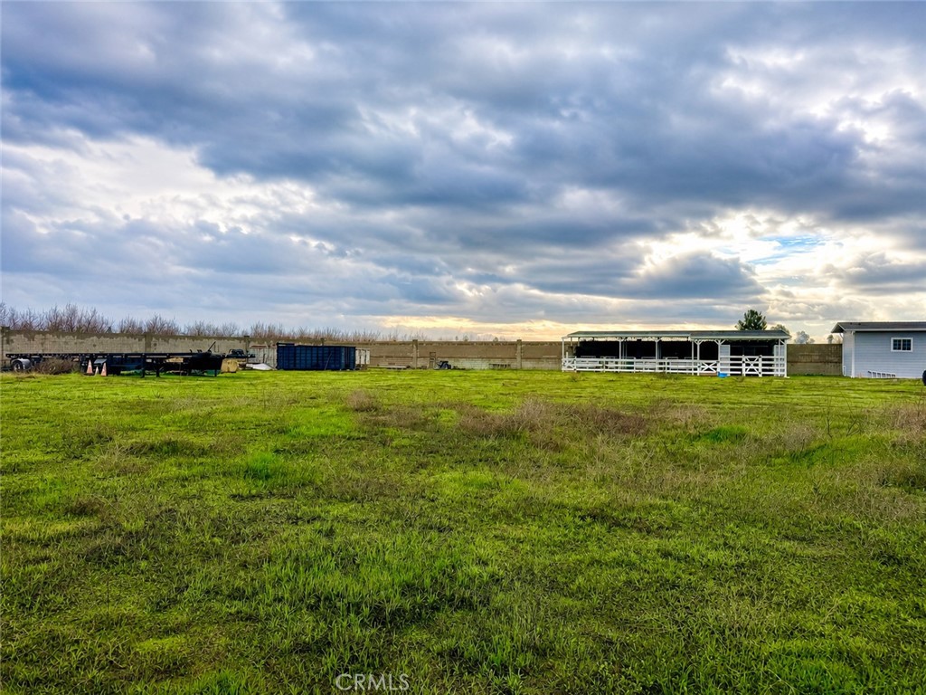 main property photo 38