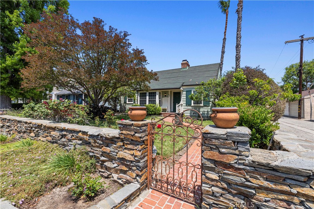 main property photo 4