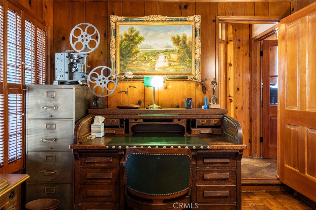main property photo 45