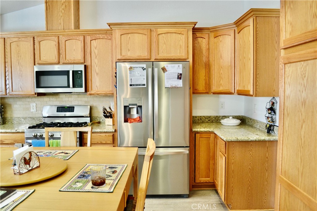 main property photo 10