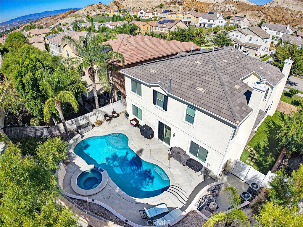 main property photo 32