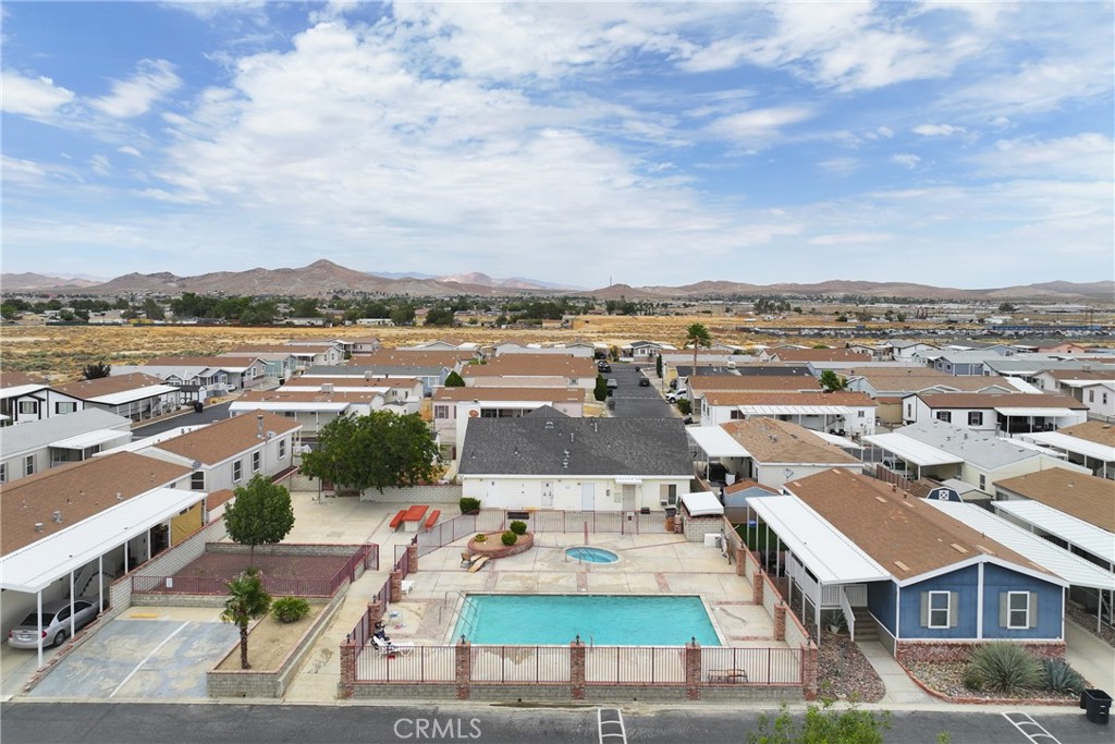 main property photo 30