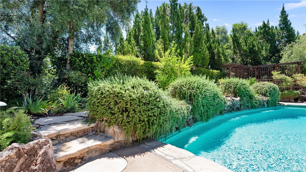 main property photo 57
