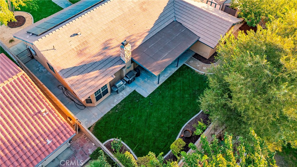 main property photo 37