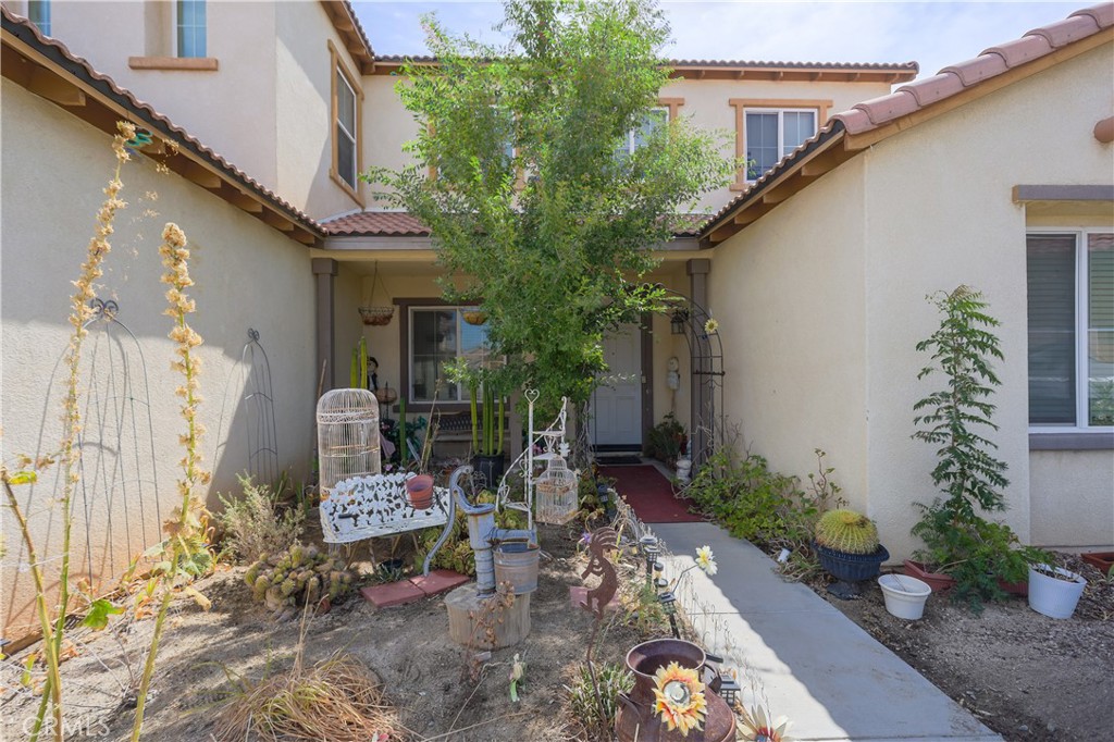 main property photo 6