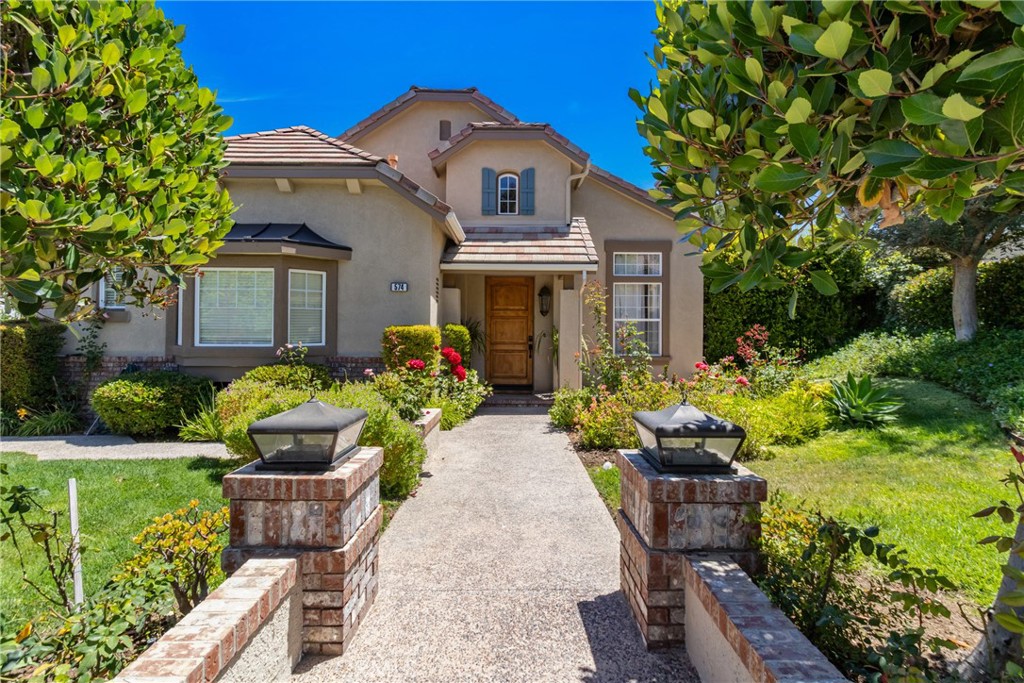 main property photo 5