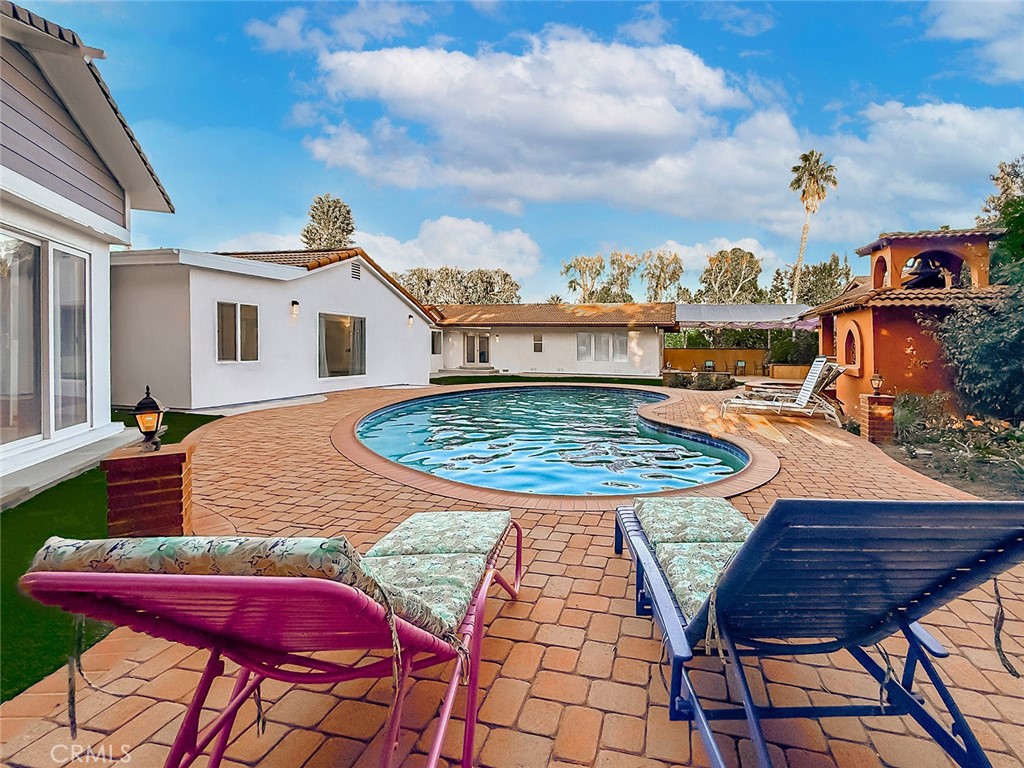 main property photo 61