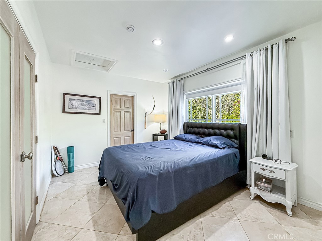 main property photo 67