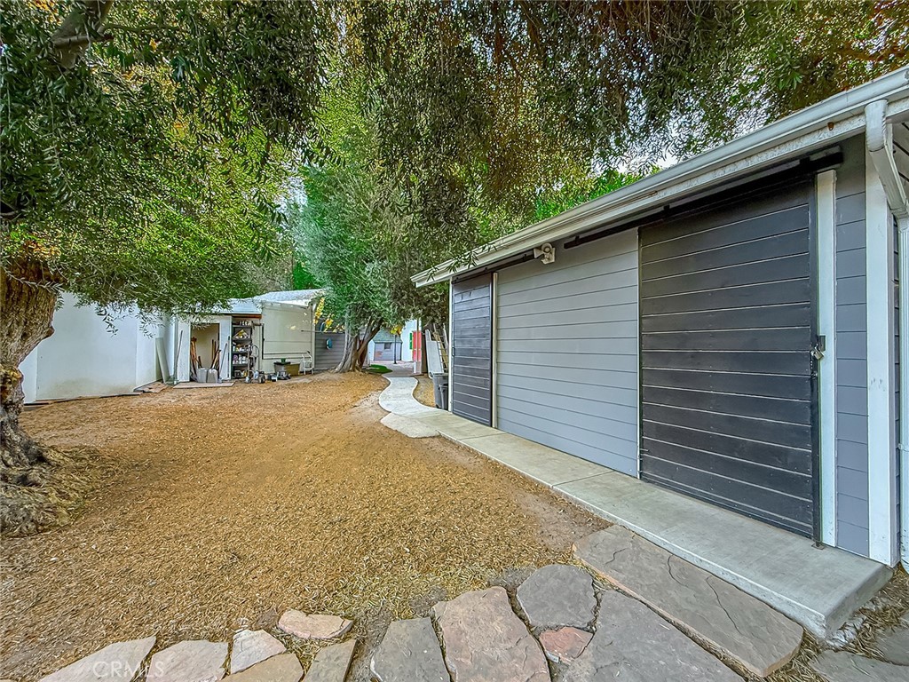 main property photo 73
