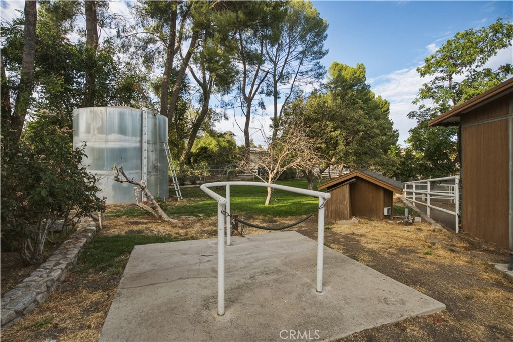main property photo 31