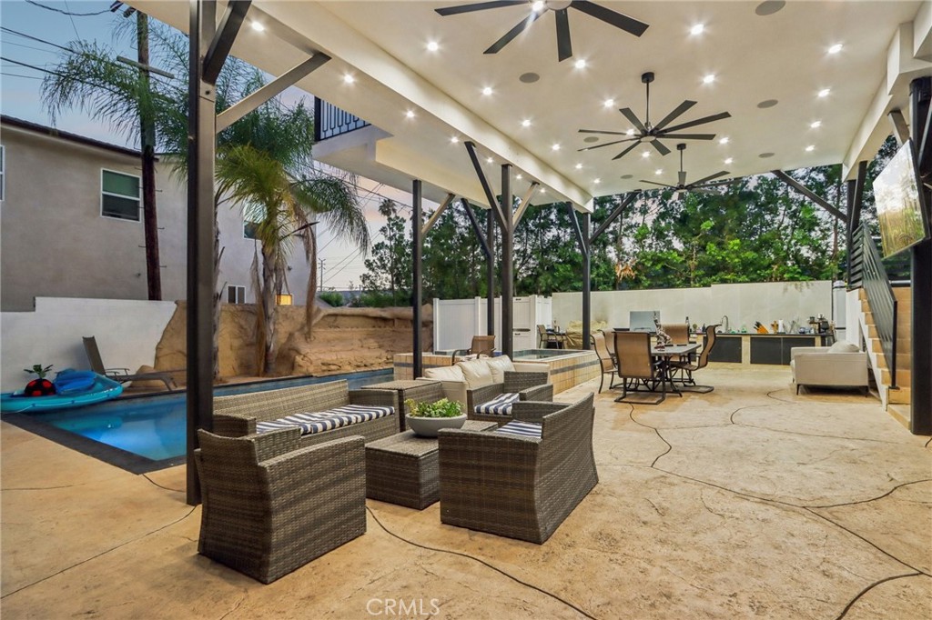 main property photo 49