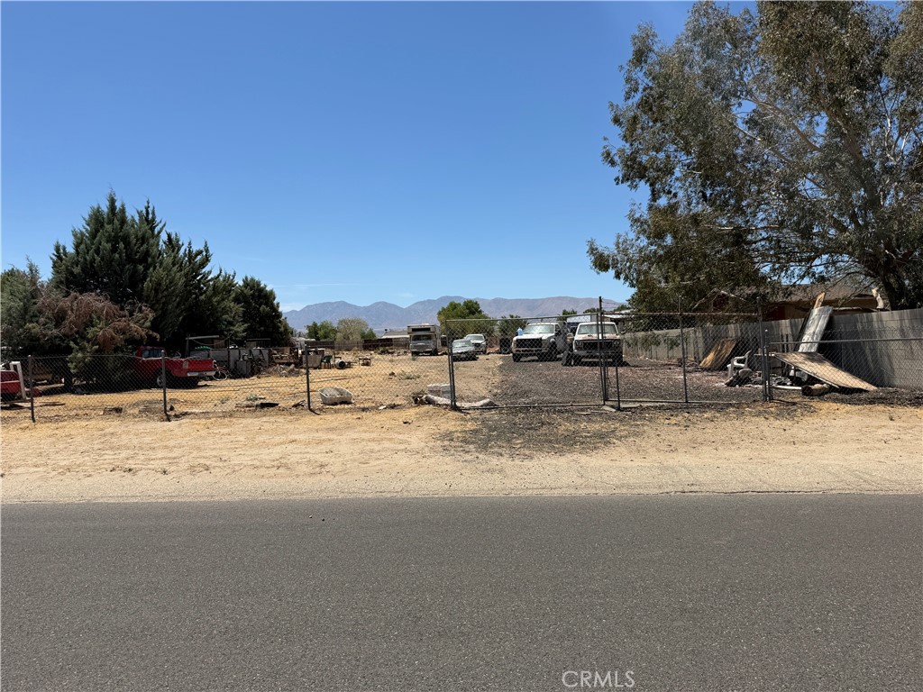 main property photo 11