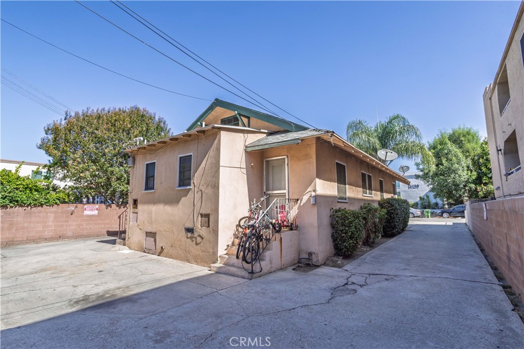 main property photo 20