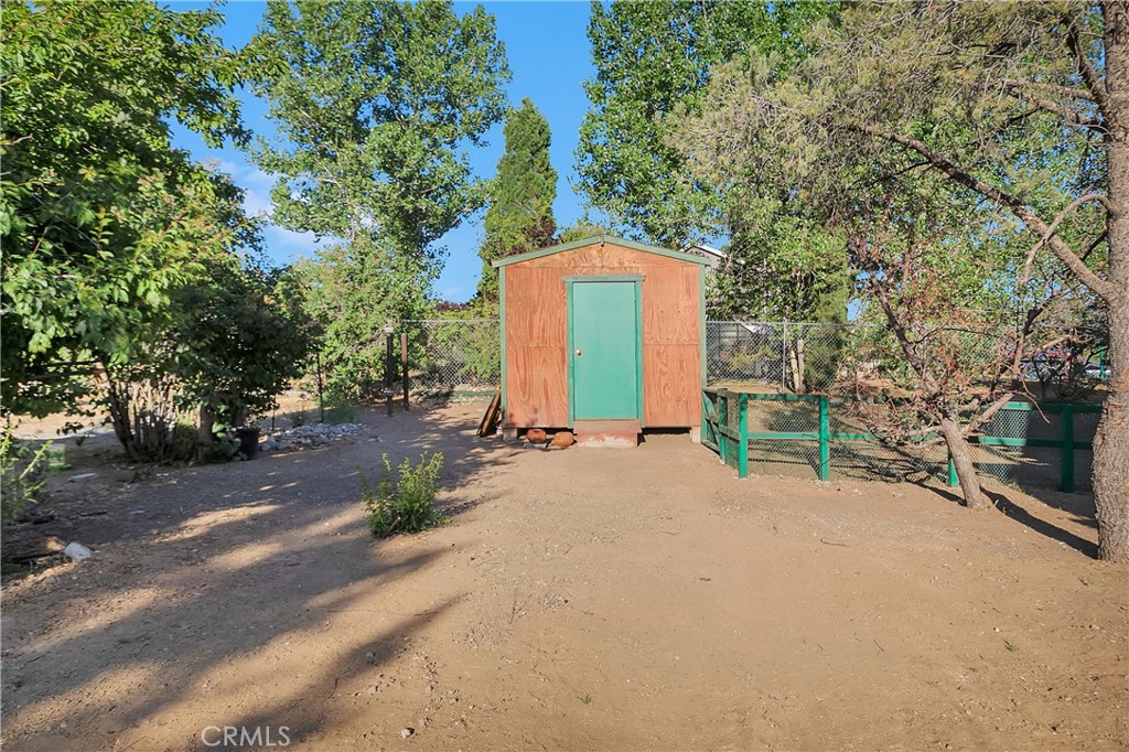 main property photo 30