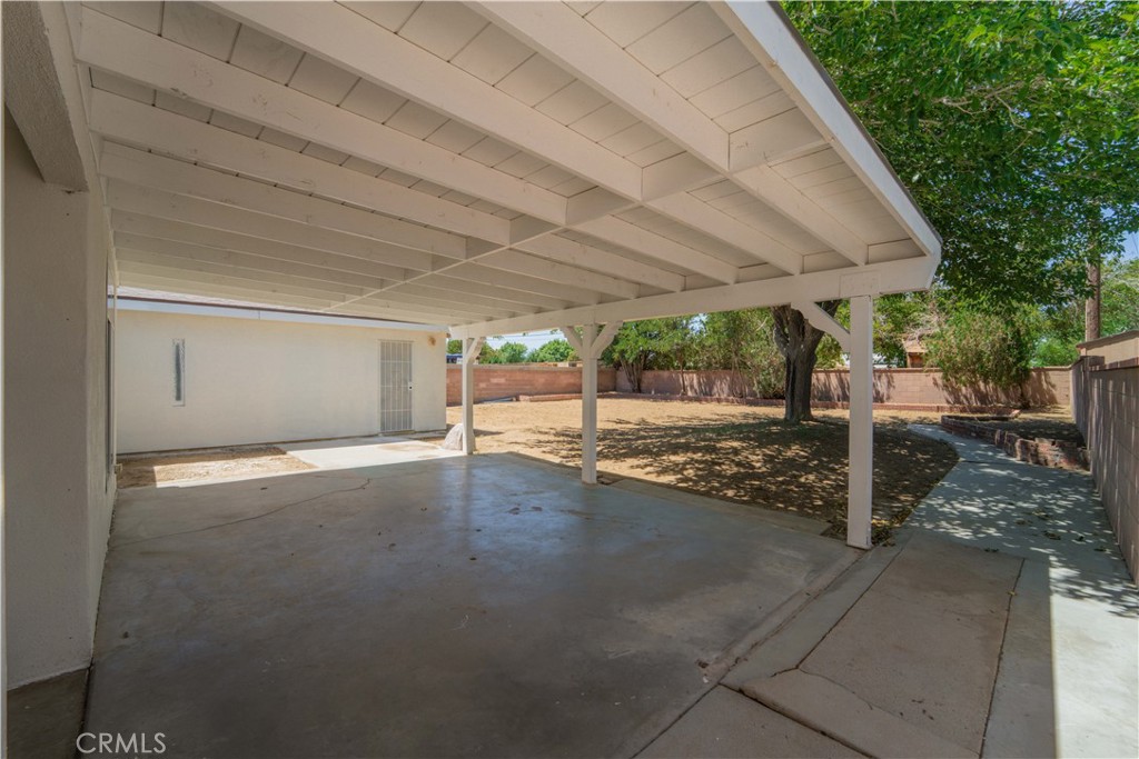 main property photo 33