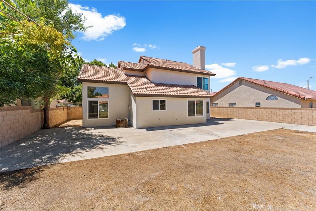 main property photo 40