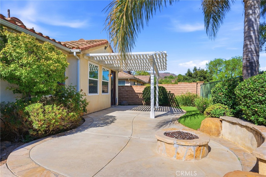 main property photo 41