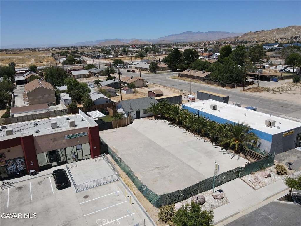 main property photo 12